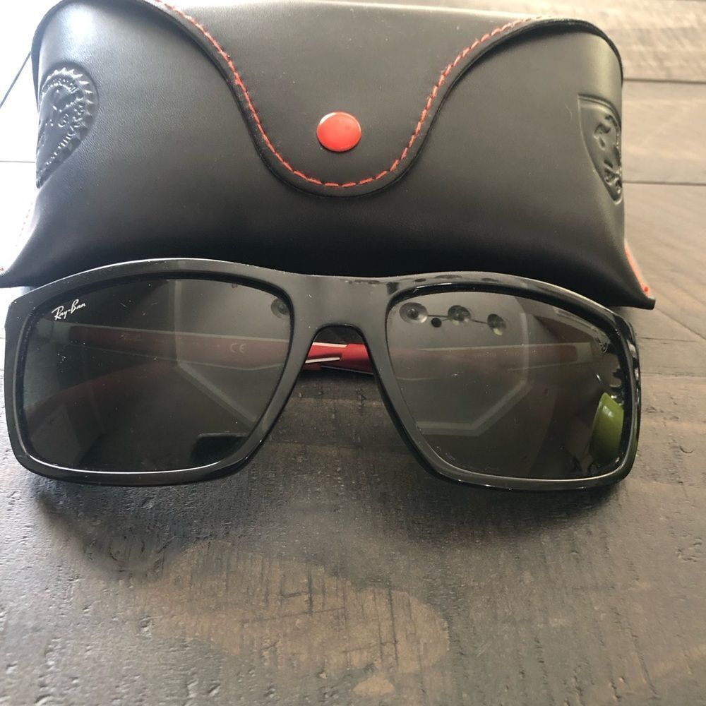 Ray Ban Ferrari’s Men’s Sunglasses